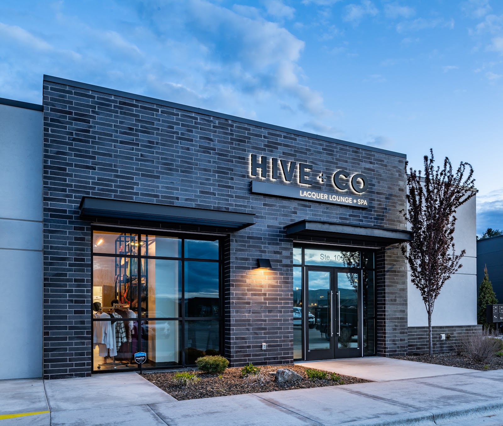 Hive + Co Lacquer Lounge + Spa — photo 2