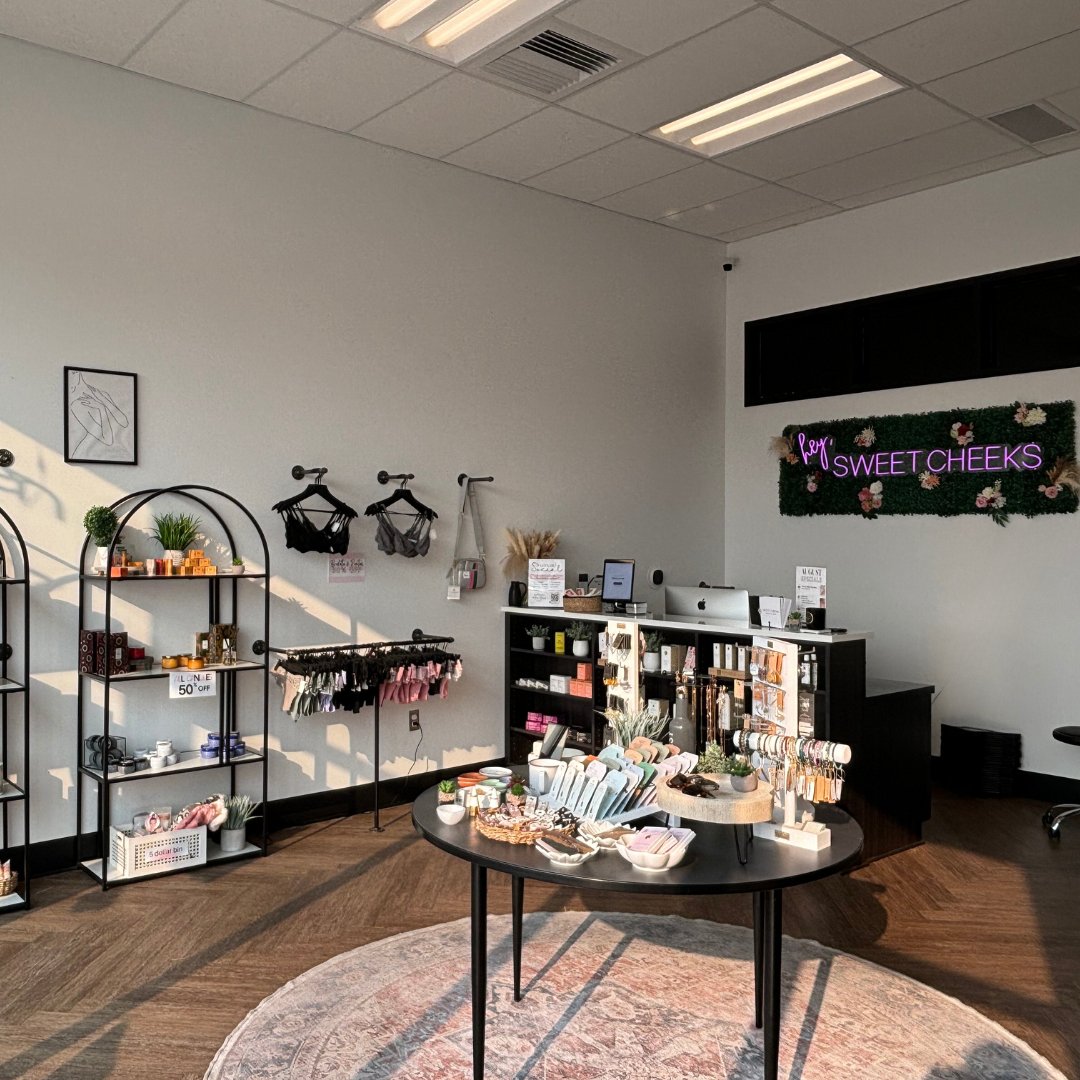 Sweet Cheeks Beauty Bar — photo 2