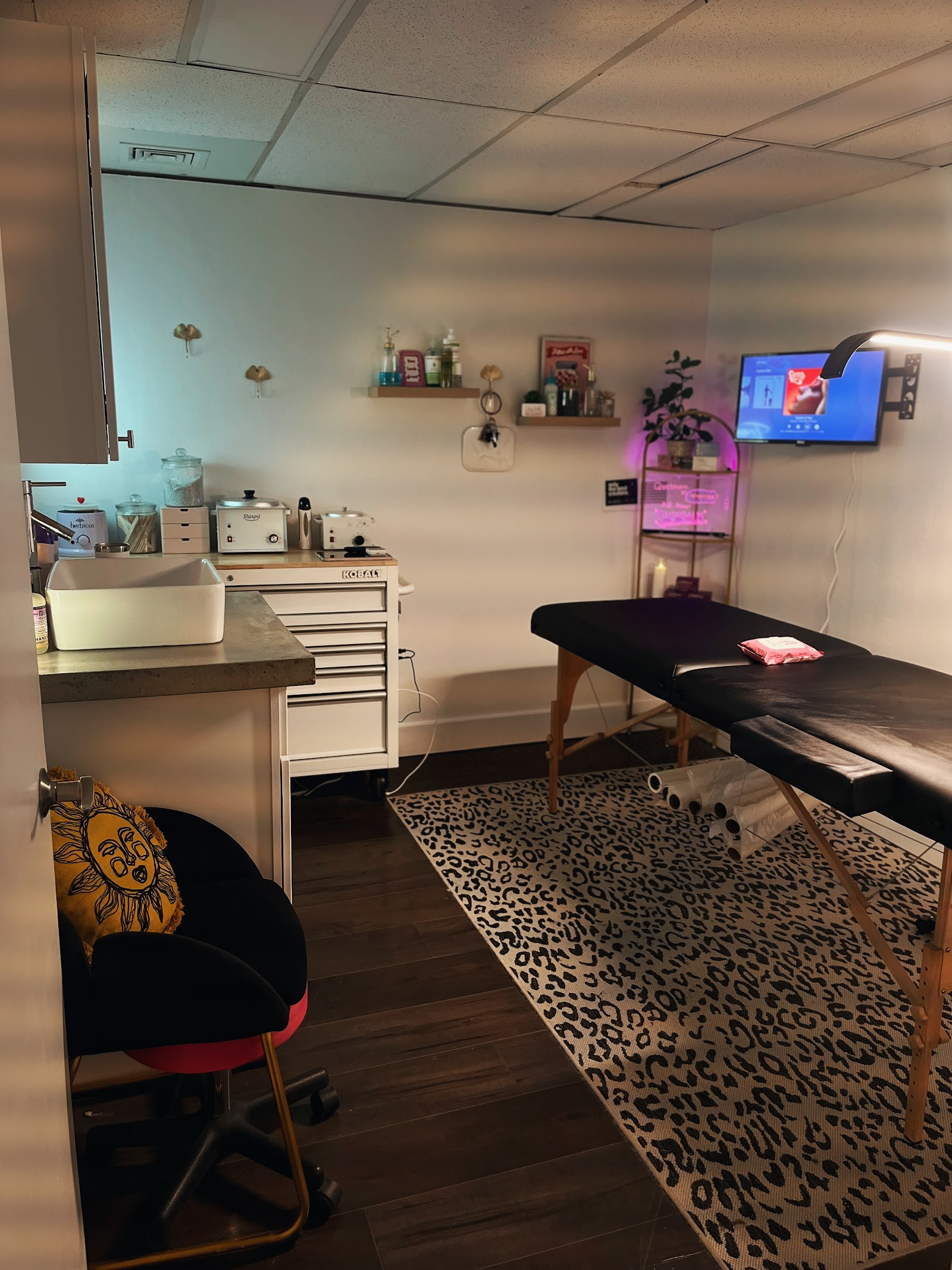 Bay's Beauty Waxing LLC — photo 2