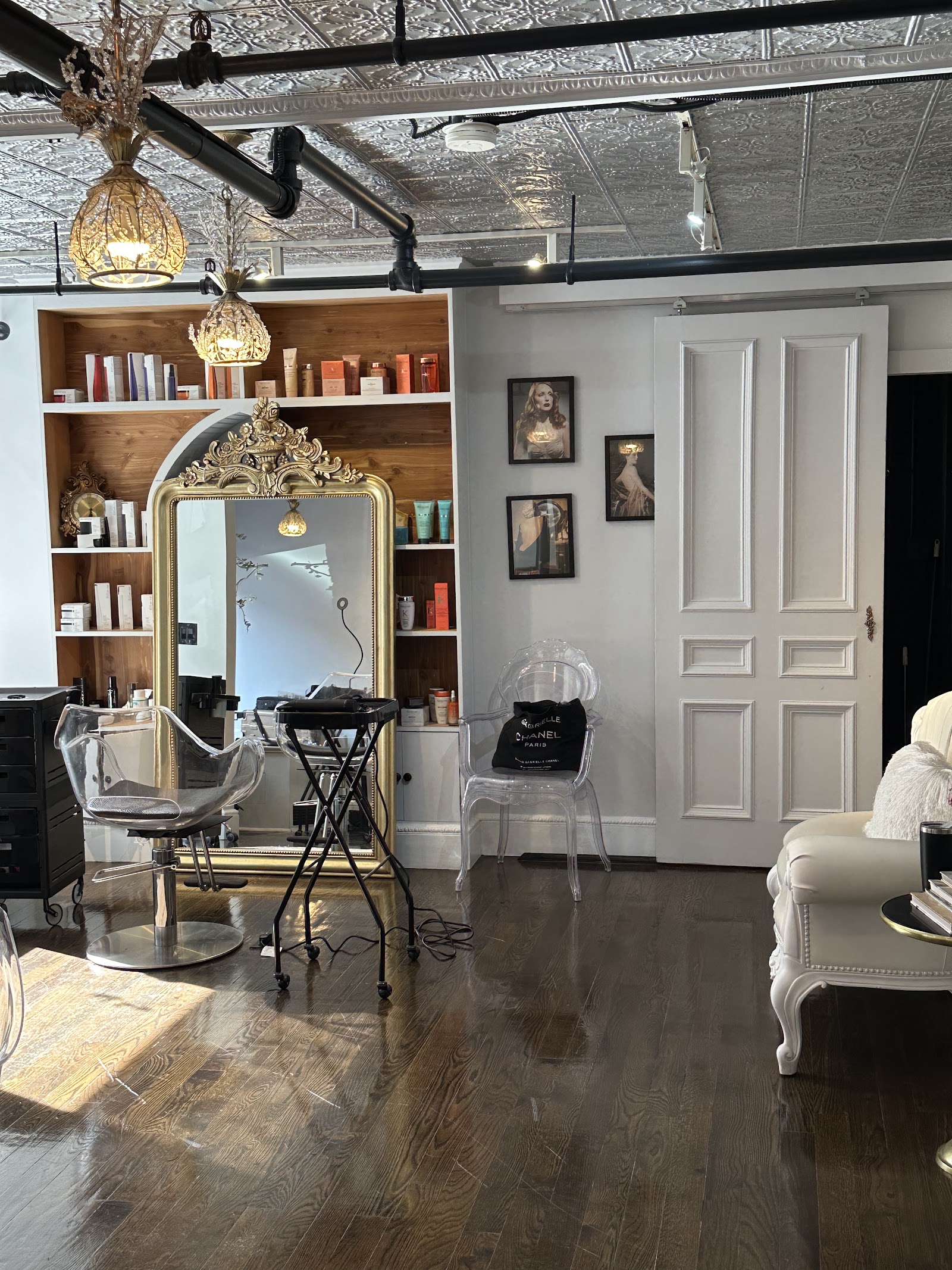 ZENAROSE SALON — photo 2