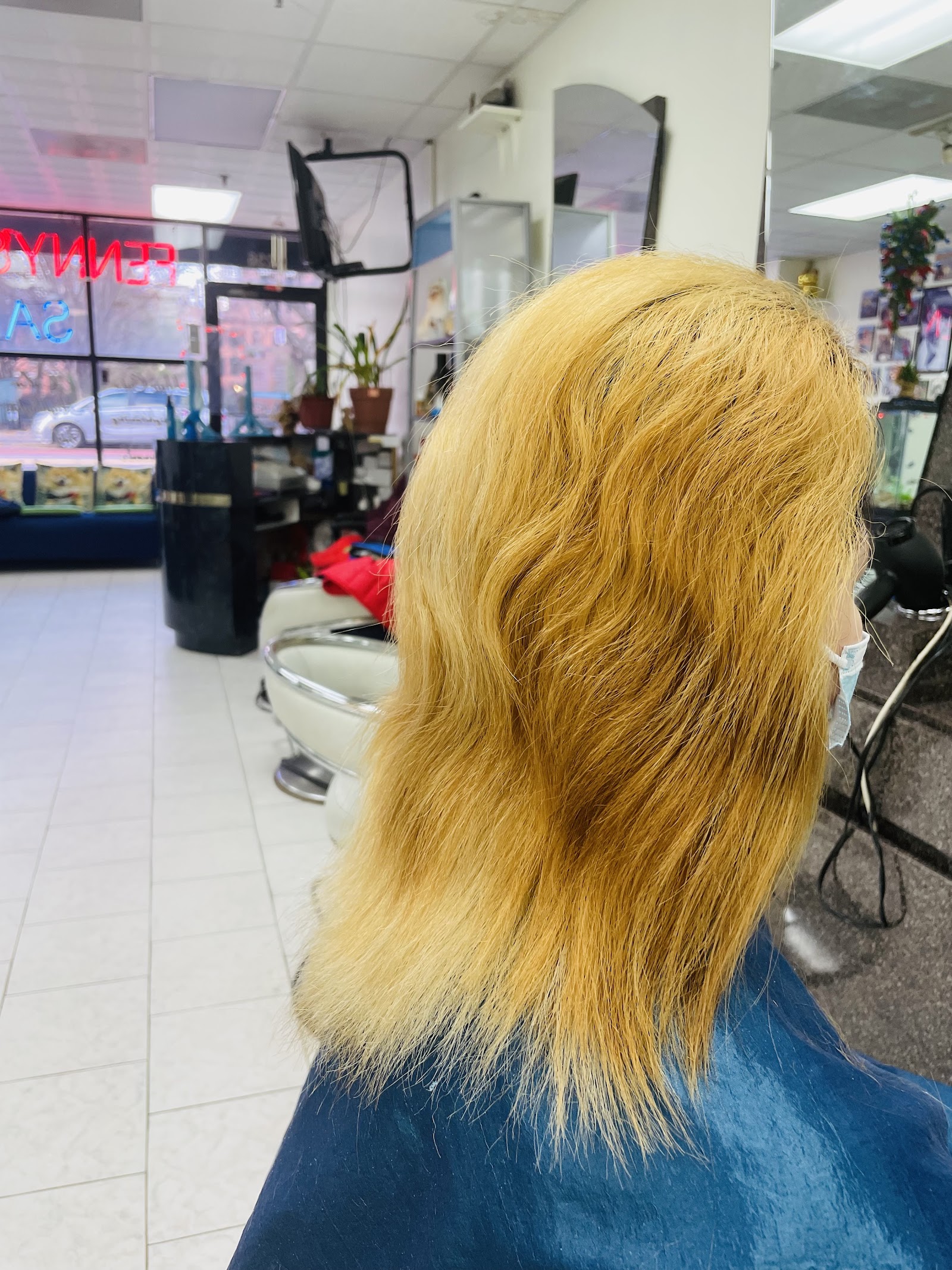 Fenny's Salon — photo 3