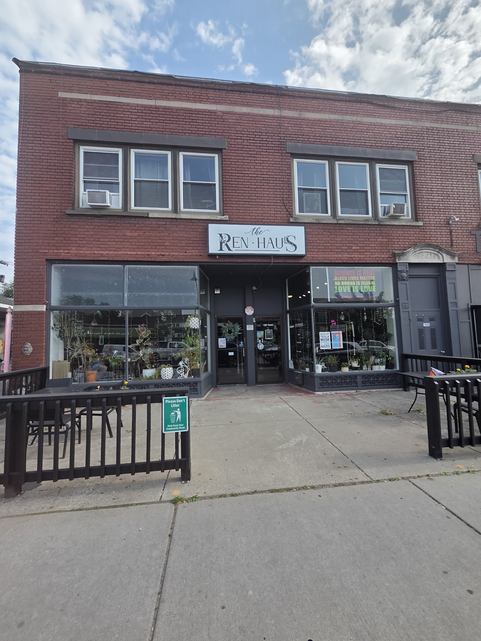 The Ren Haus — photo 2