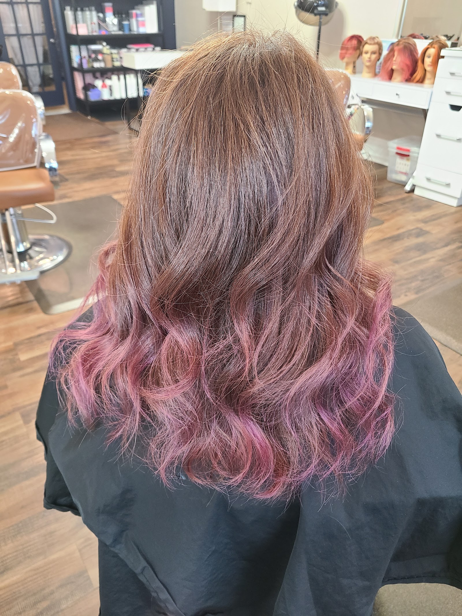 Mercury Salon — photo 2