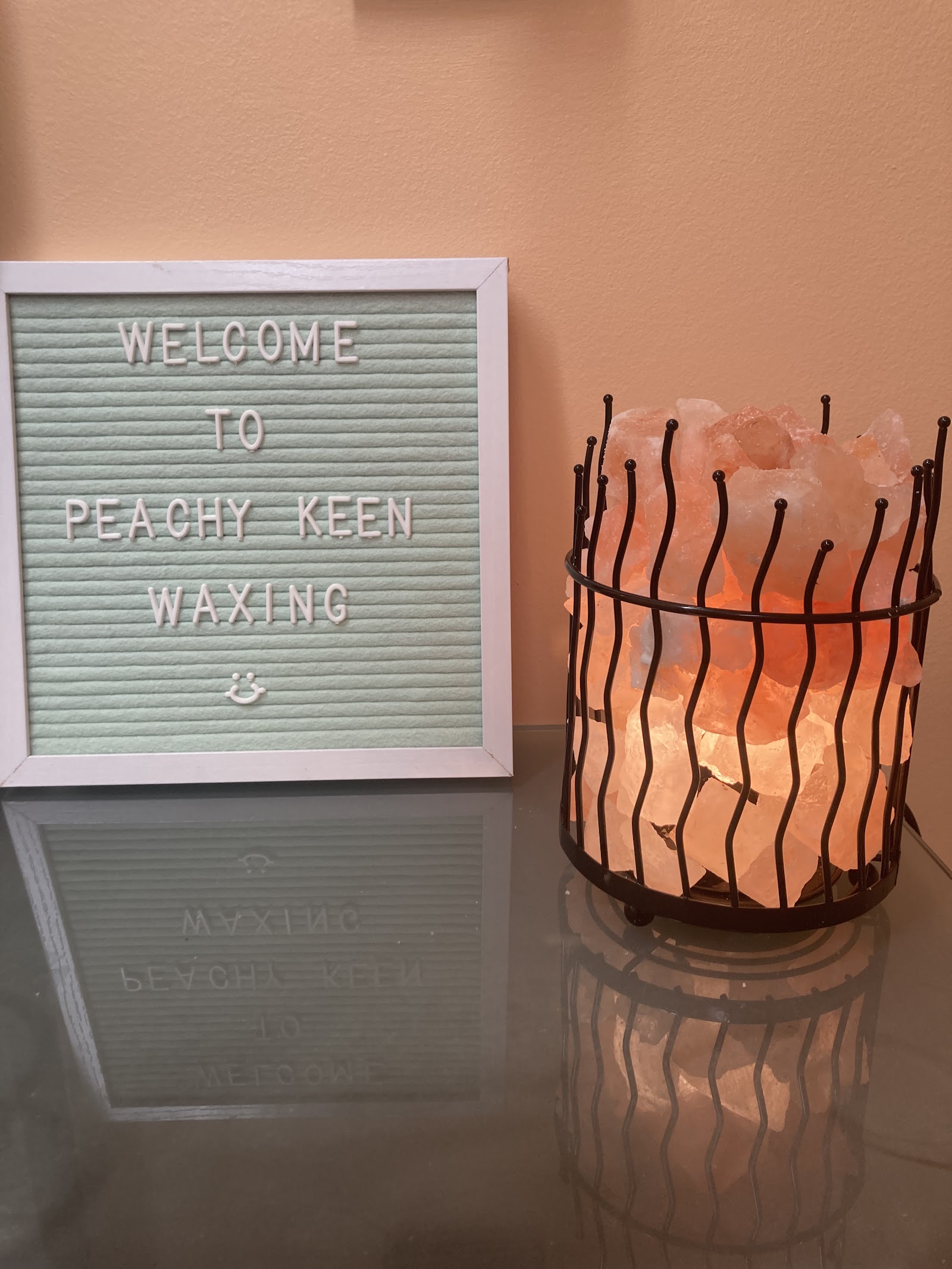 Peachy Keen Waxing — photo 3