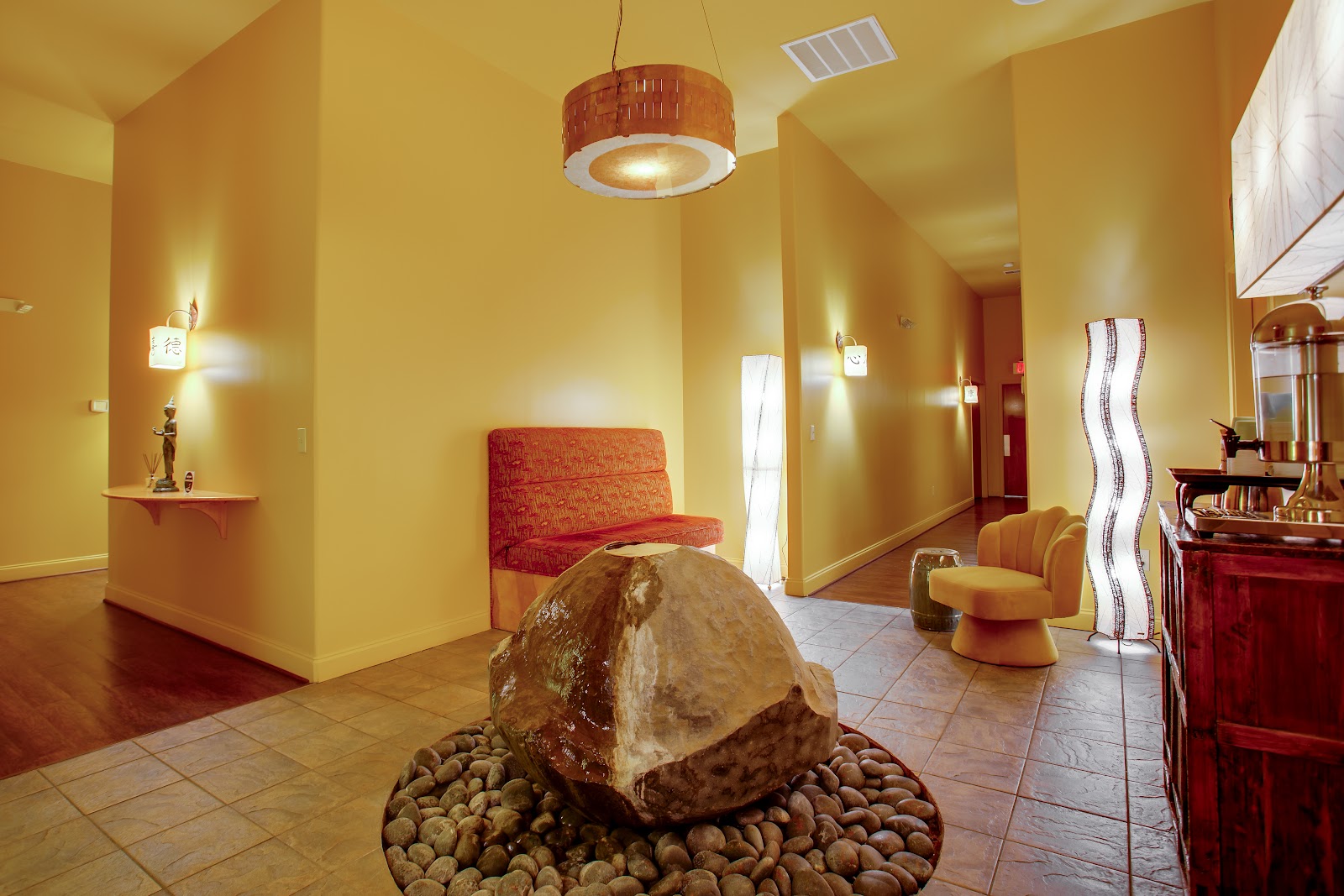 Earthling Day Spa and Pilates Studio — photo 2