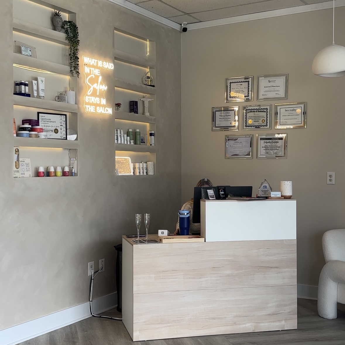 Casa Glow Brazilian wax & Skincare — photo 2
