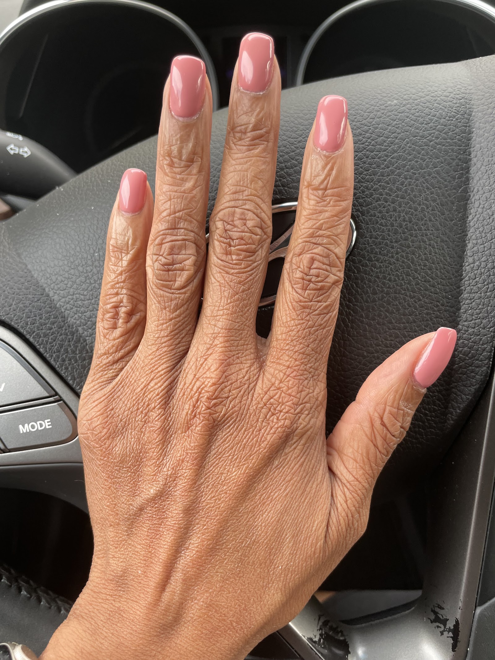 Elegant Nails & Waxing (Happy Hours: 10% OFF Coupon) — photo 3