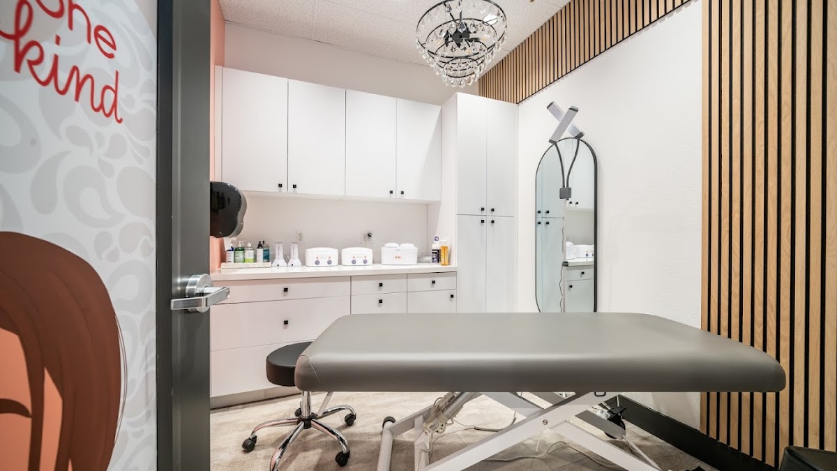 Hello Sugar | Wicker Park - Brazilian Wax & Sugar Salon — waxing salon in Chicago