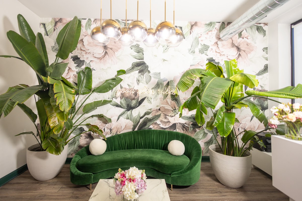 The Wax and Skin Lounge — waxing salon in Chicago