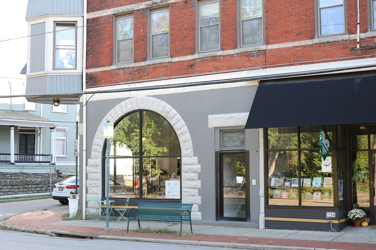 Benefit Salon – Columbia Tusculum — photo 3