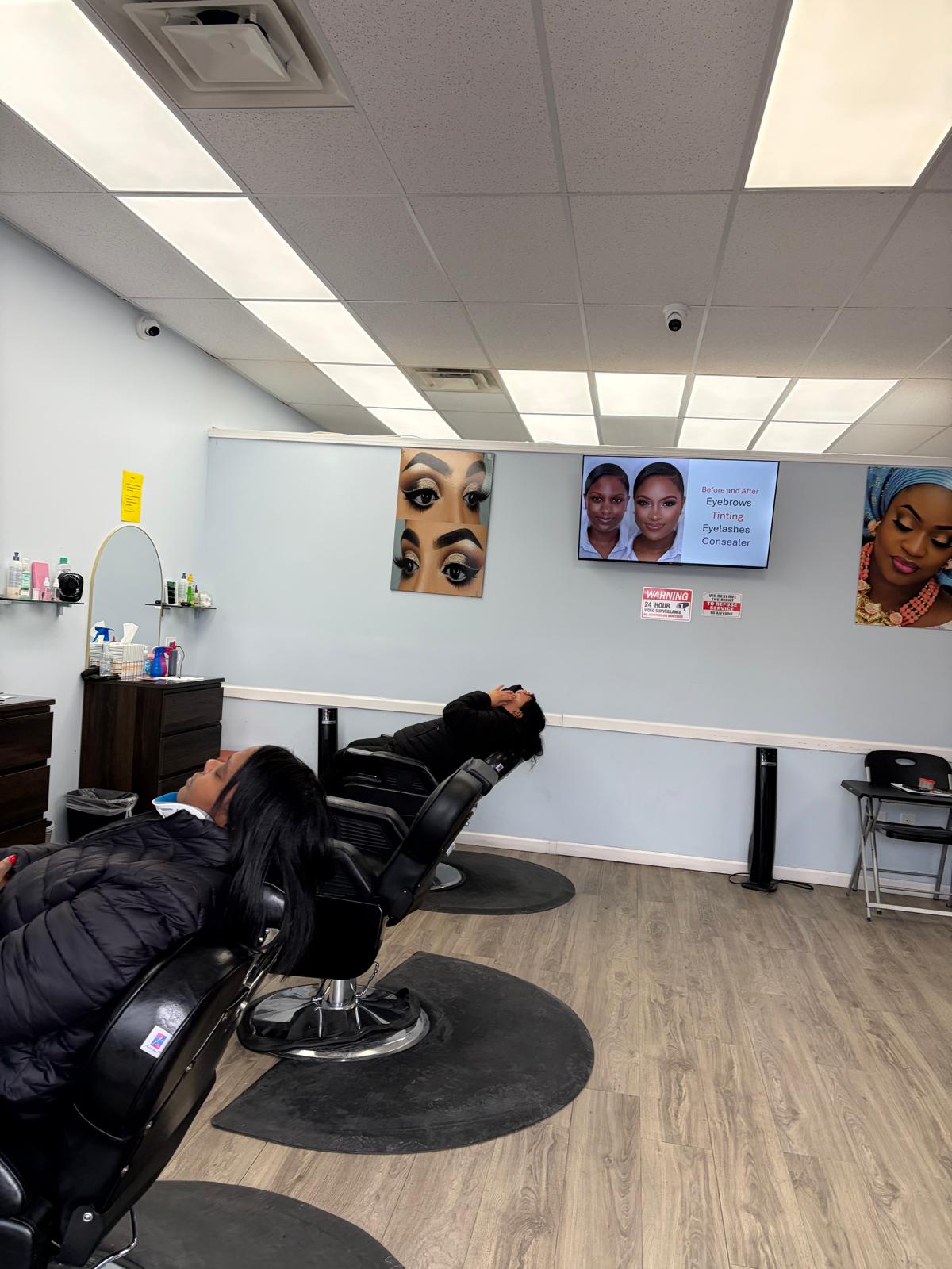 Queen City Eyebrow Threading Glenway/tinting/lashes/mink extensions/henna/ facials, waxing brows, waxing. Tinting, — photo 2
