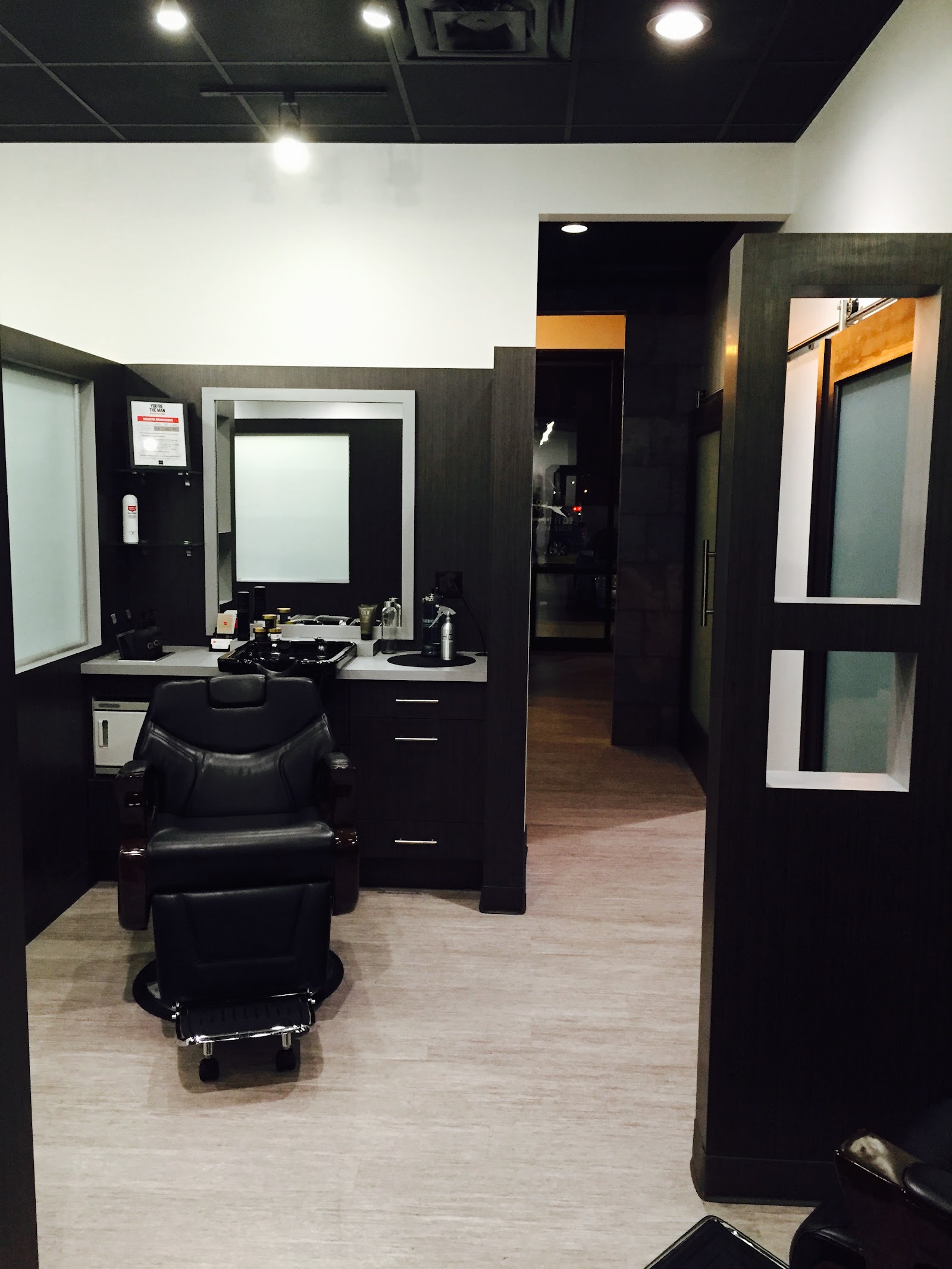 18/8 Fine Men's Salons - Oakley — photo 2