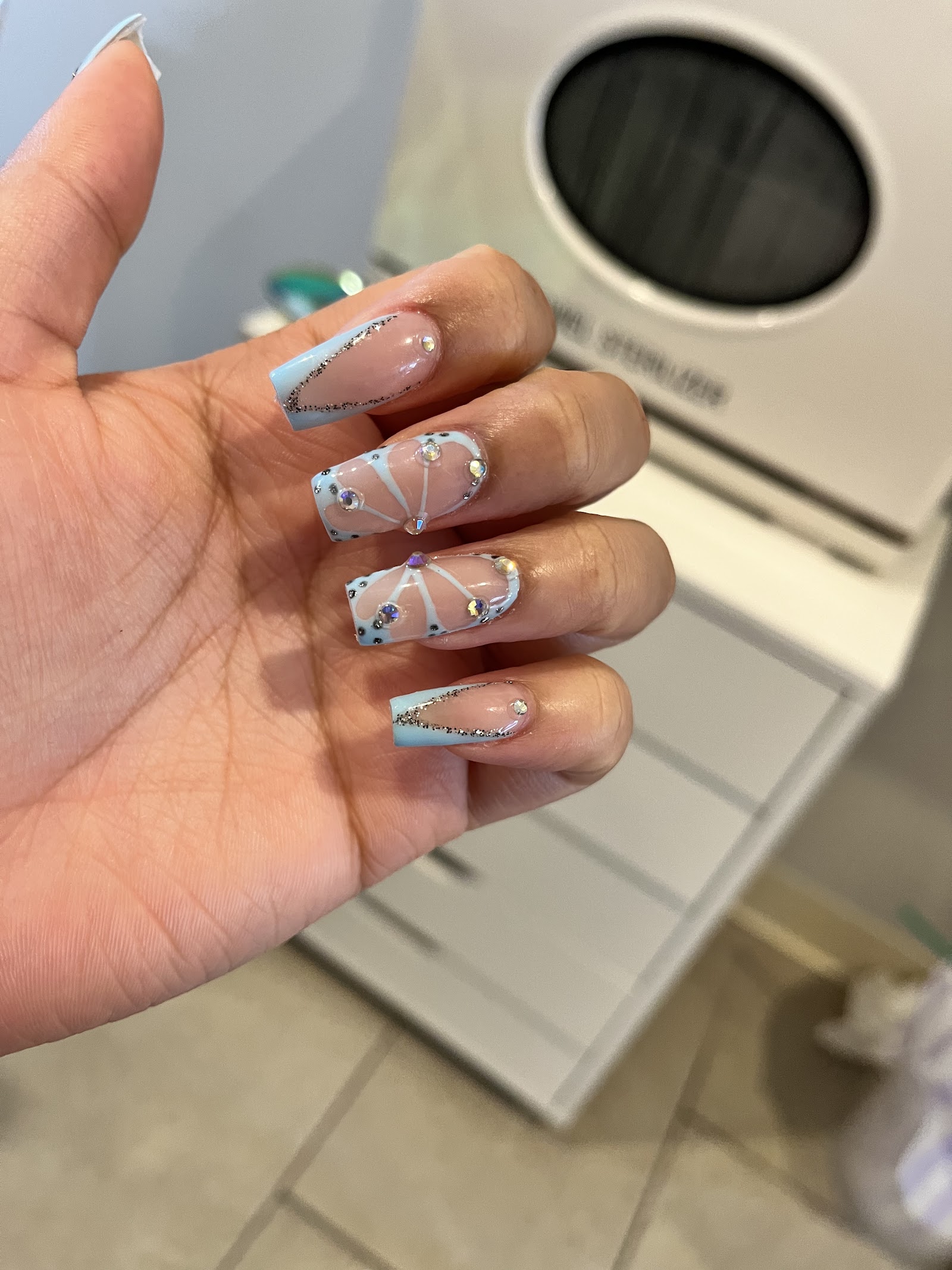 Simple Esthetics and Salon — photo 2