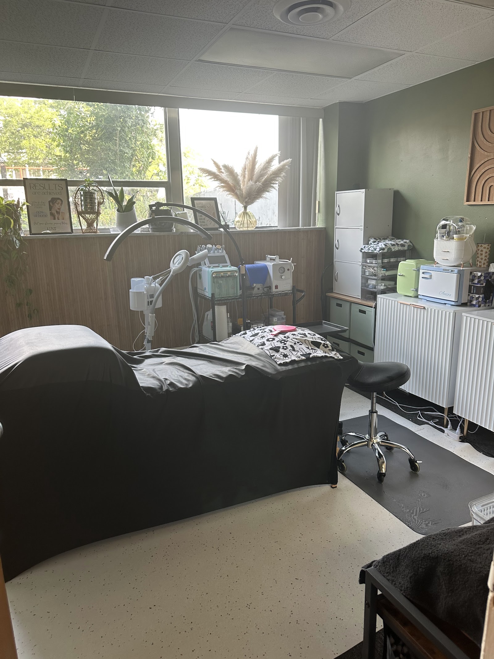 Erin Thomas Esthetics — photo 2
