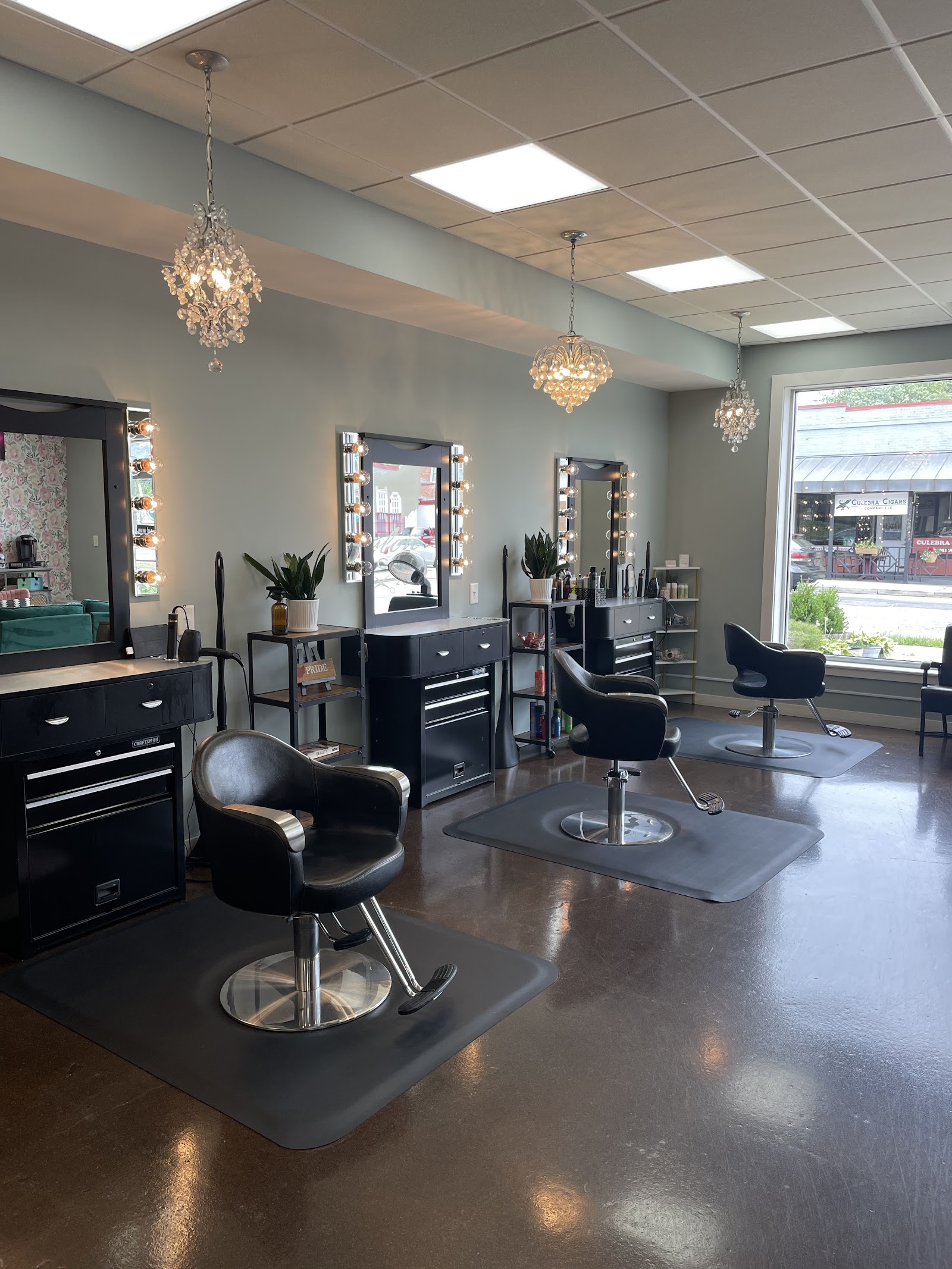 Salon Local — photo 2