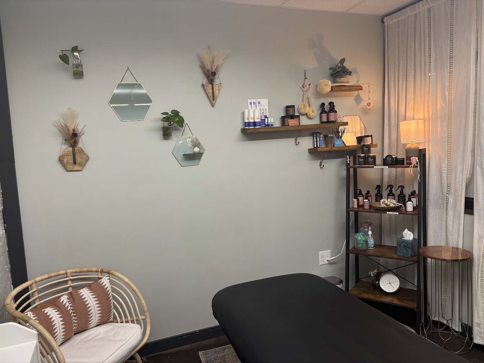 Wildly Rooted Waxing — photo 3