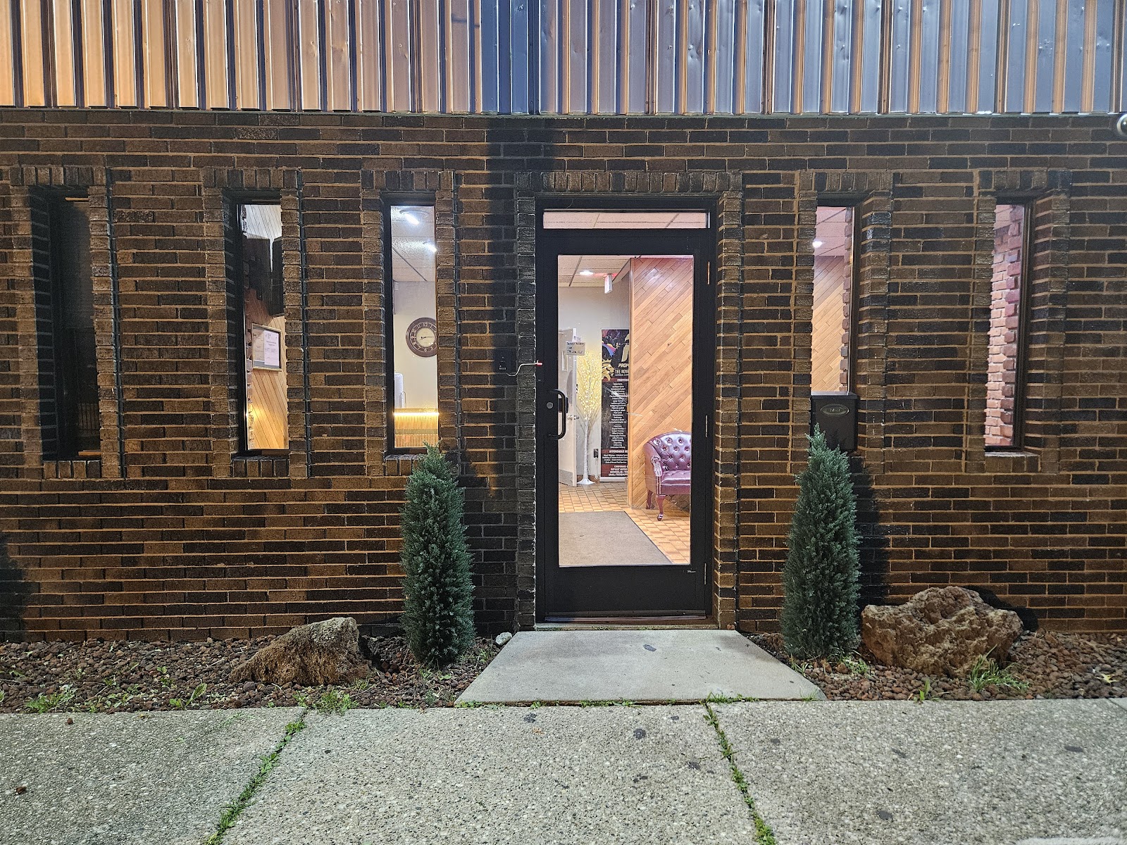 The Pretty Kitty Committee Detroit — photo 3