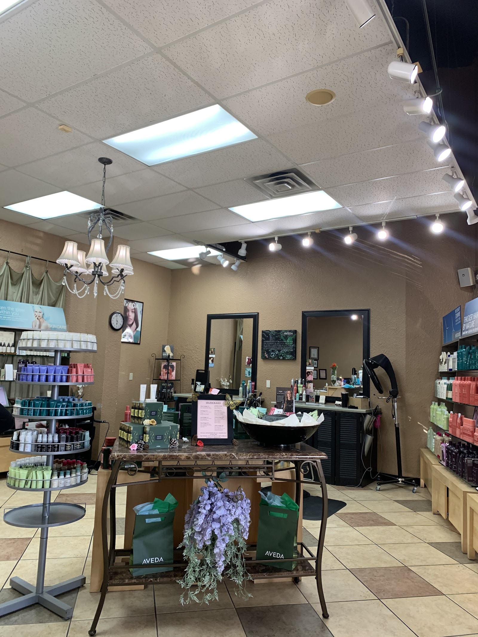Foliage Hair Salon & Day Spa — photo 3