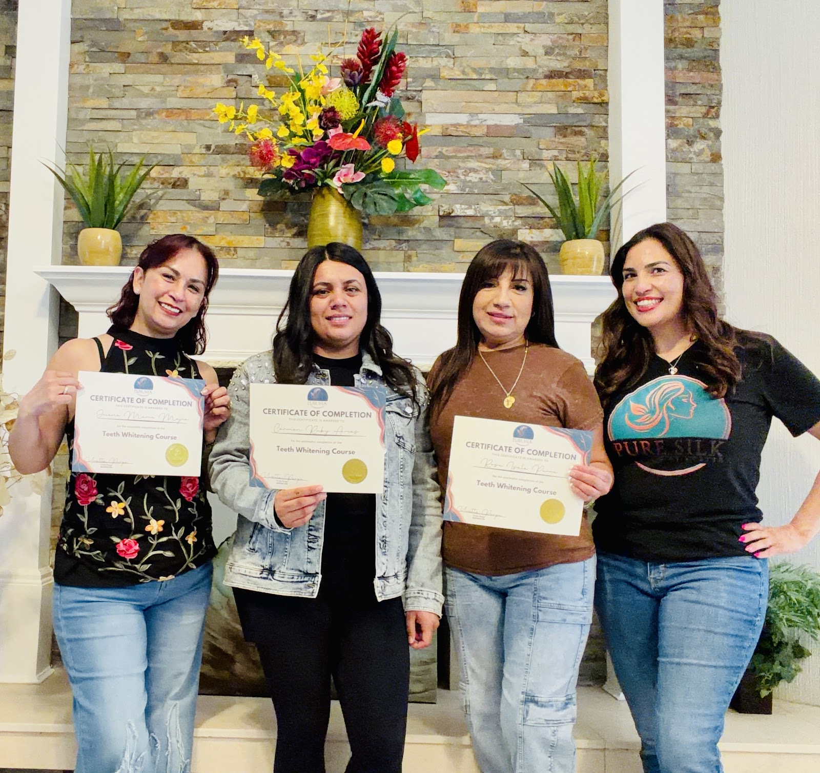 Pure Silk Esthetics - Facials / Waxing/ Teeth Whitening — photo 3