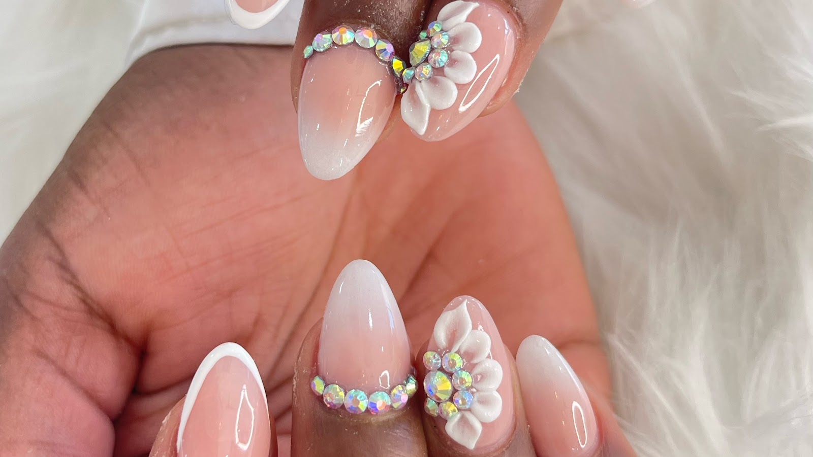 Luxe Nails & Lashes — waxing salon in El Paso