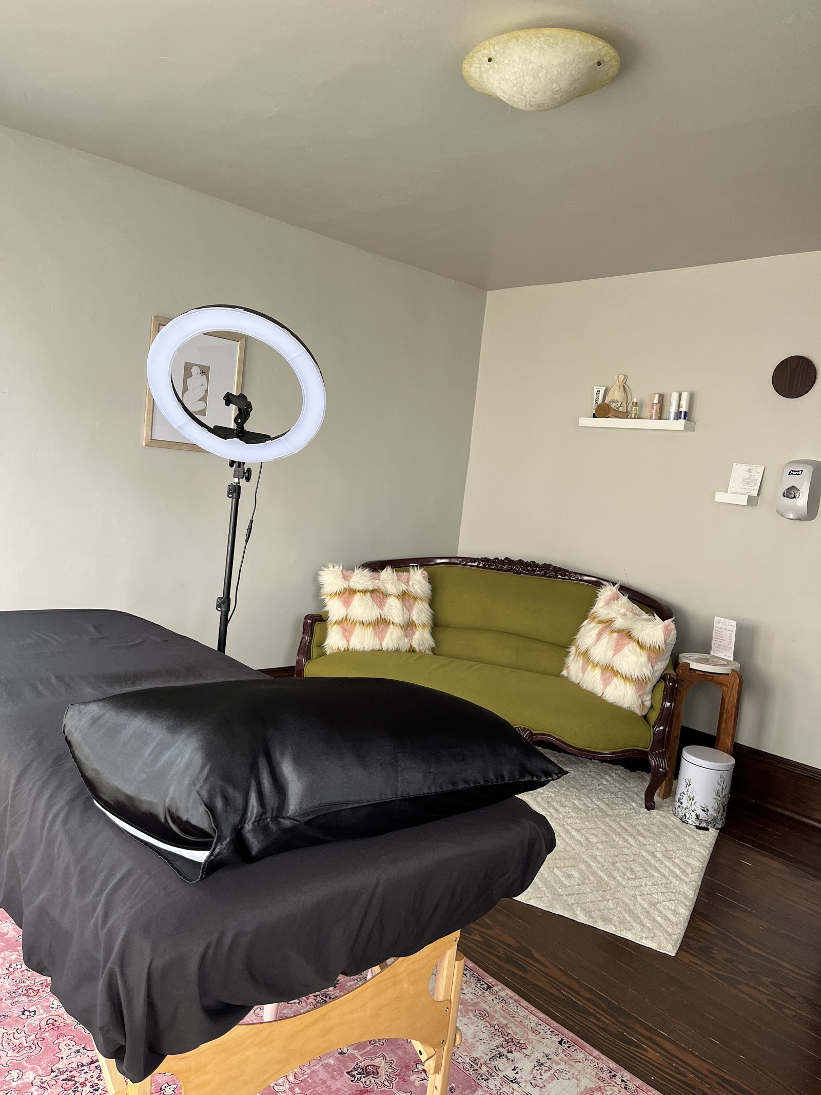 The Bush Waxing Boutique — photo 2