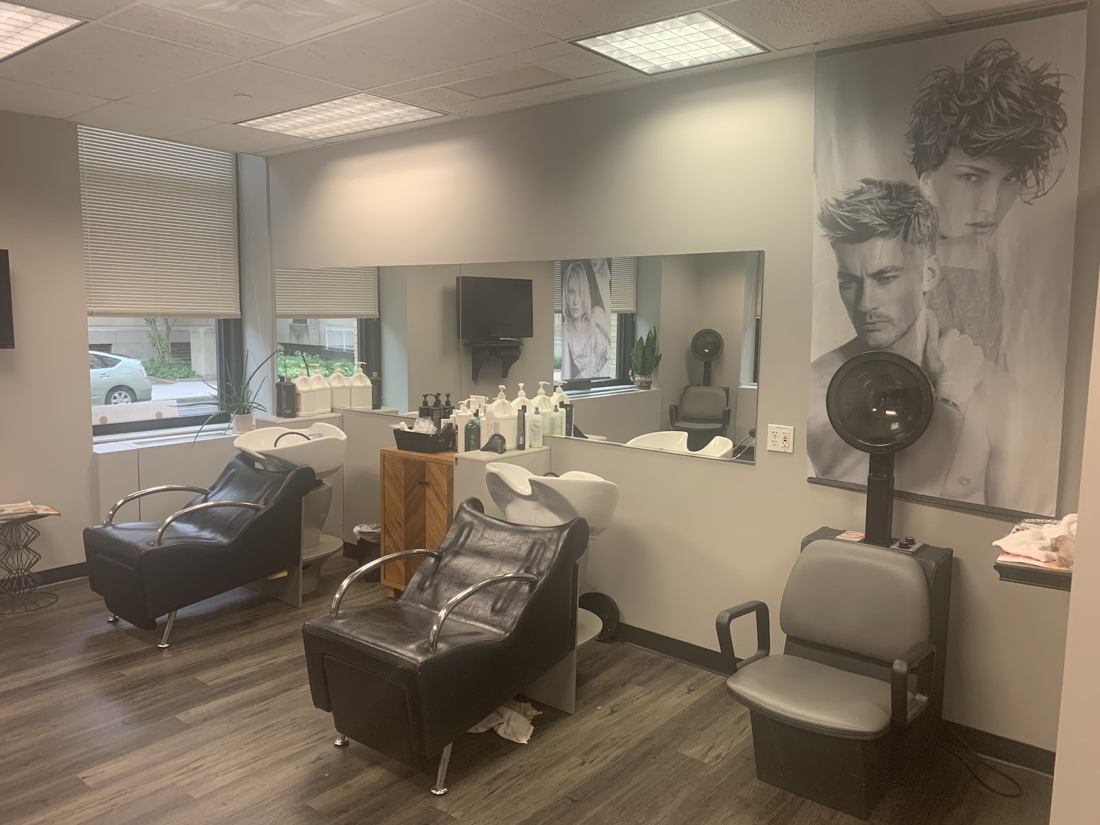 Sebastian and Company Salon — photo 2