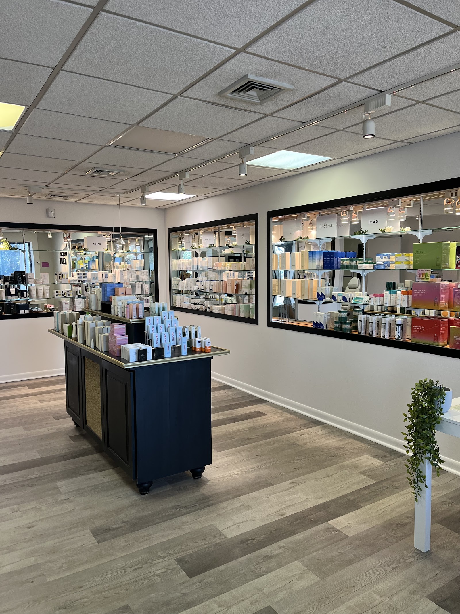 Honest Beauty LLC — photo 2