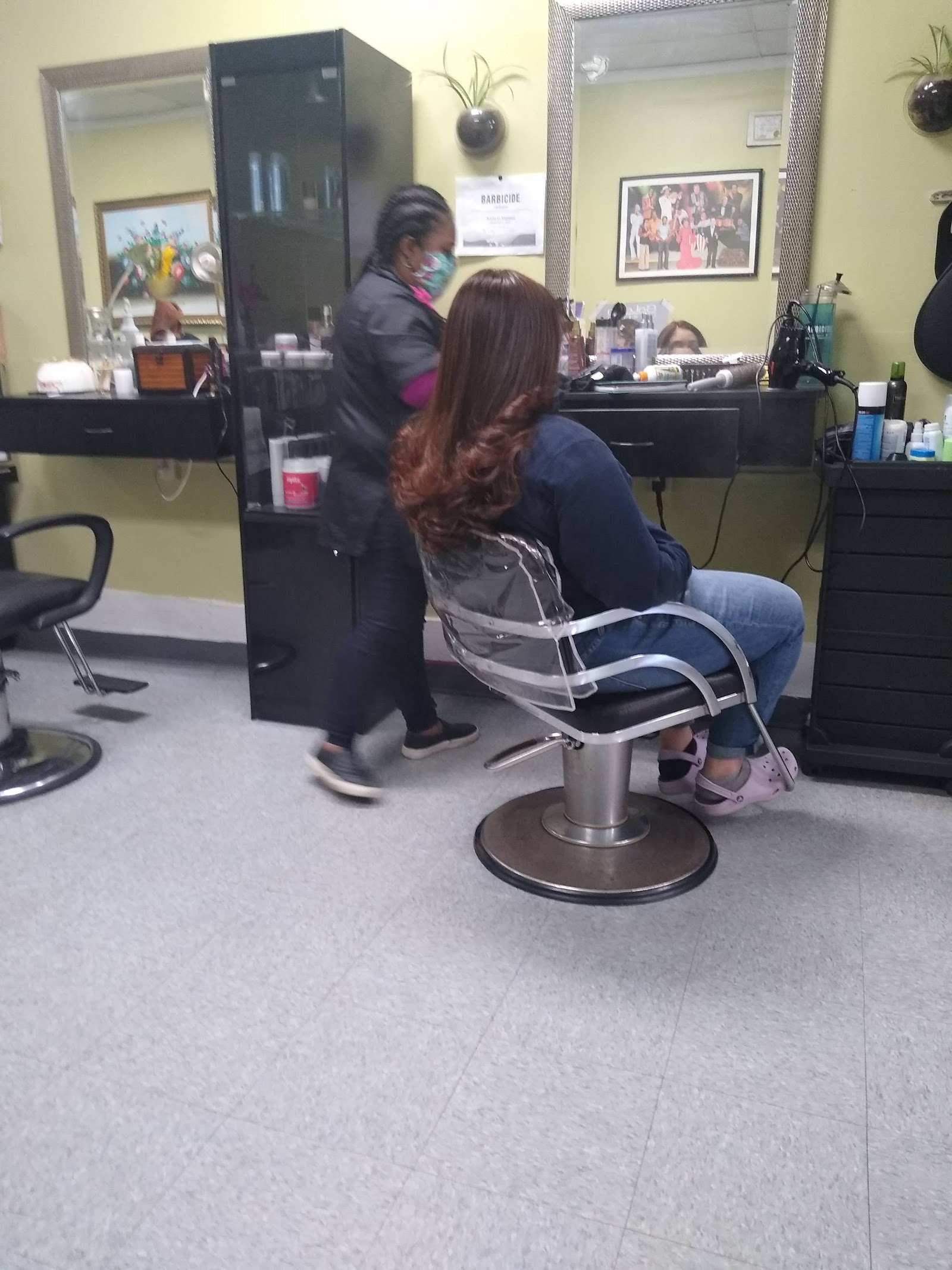 Martha's Beauty Salon LLC — photo 2