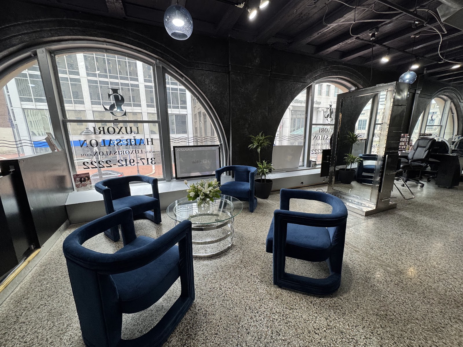 LUXORI HAIR SALON - PREMIER HAIR SALON and MAKE UP STUDIO — photo 3