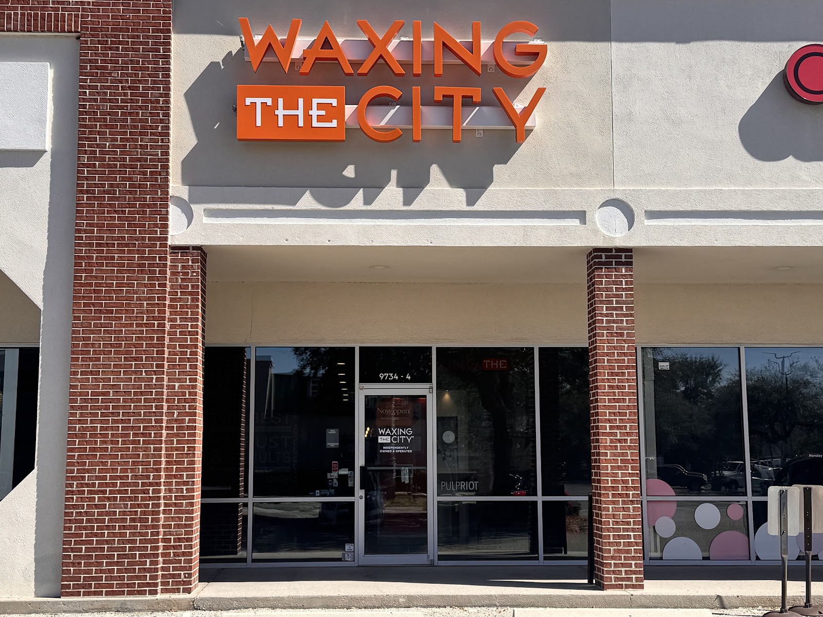 Waxing The City — photo 2
