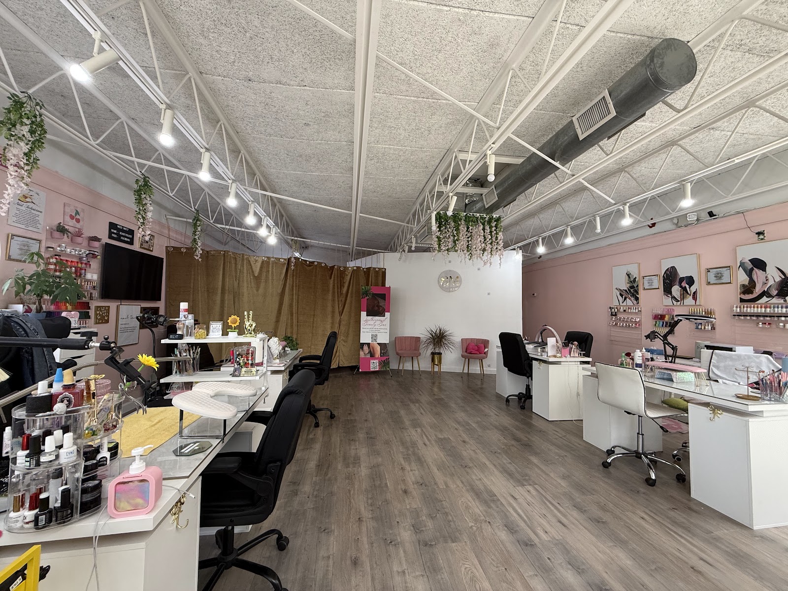 Southernmost Beauty Bar LLC — photo 2