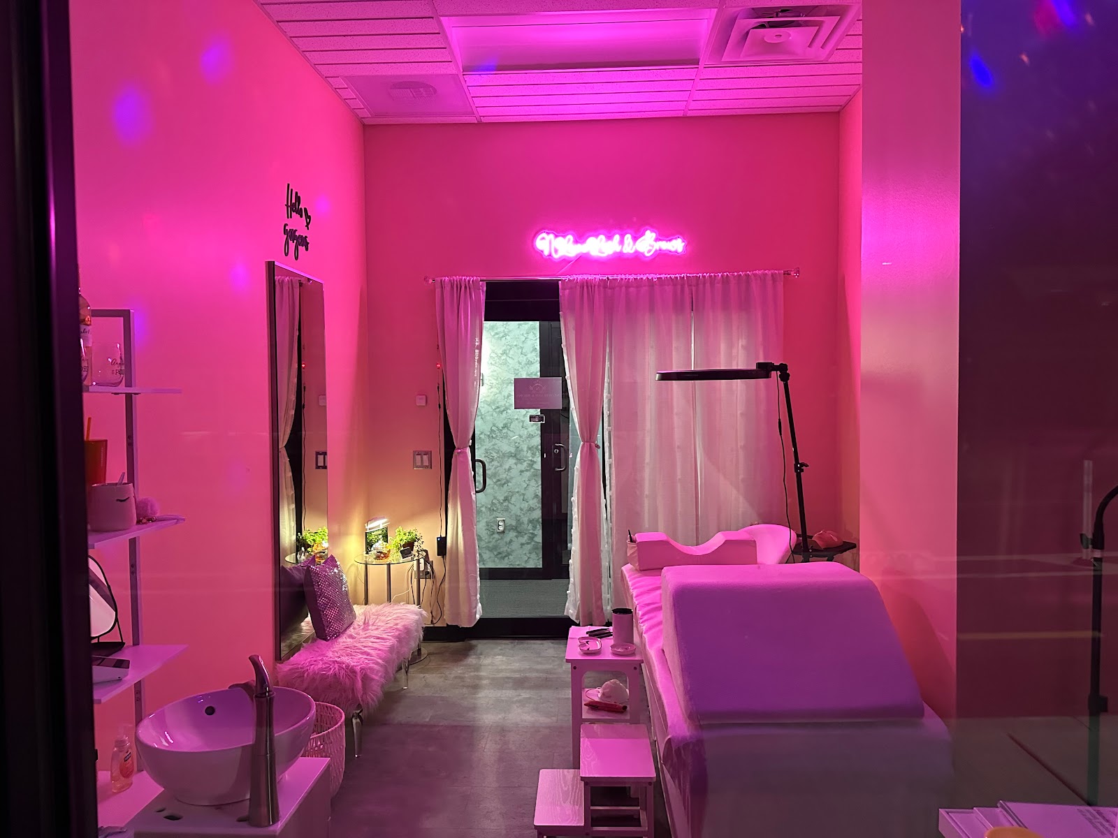 NLoveLash & Brows — photo 3
