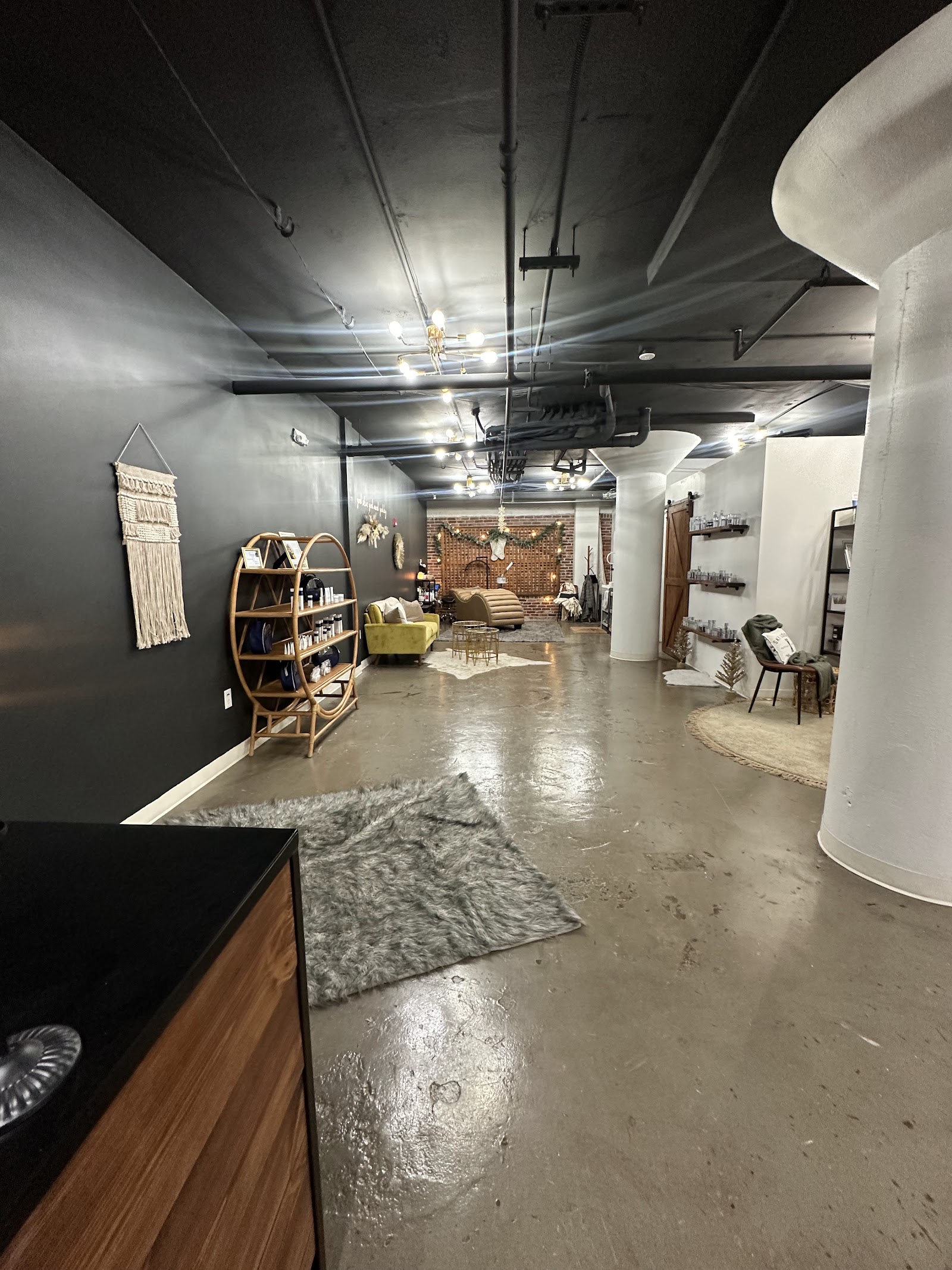 Redeeming Radiance Skin Studio — photo 2