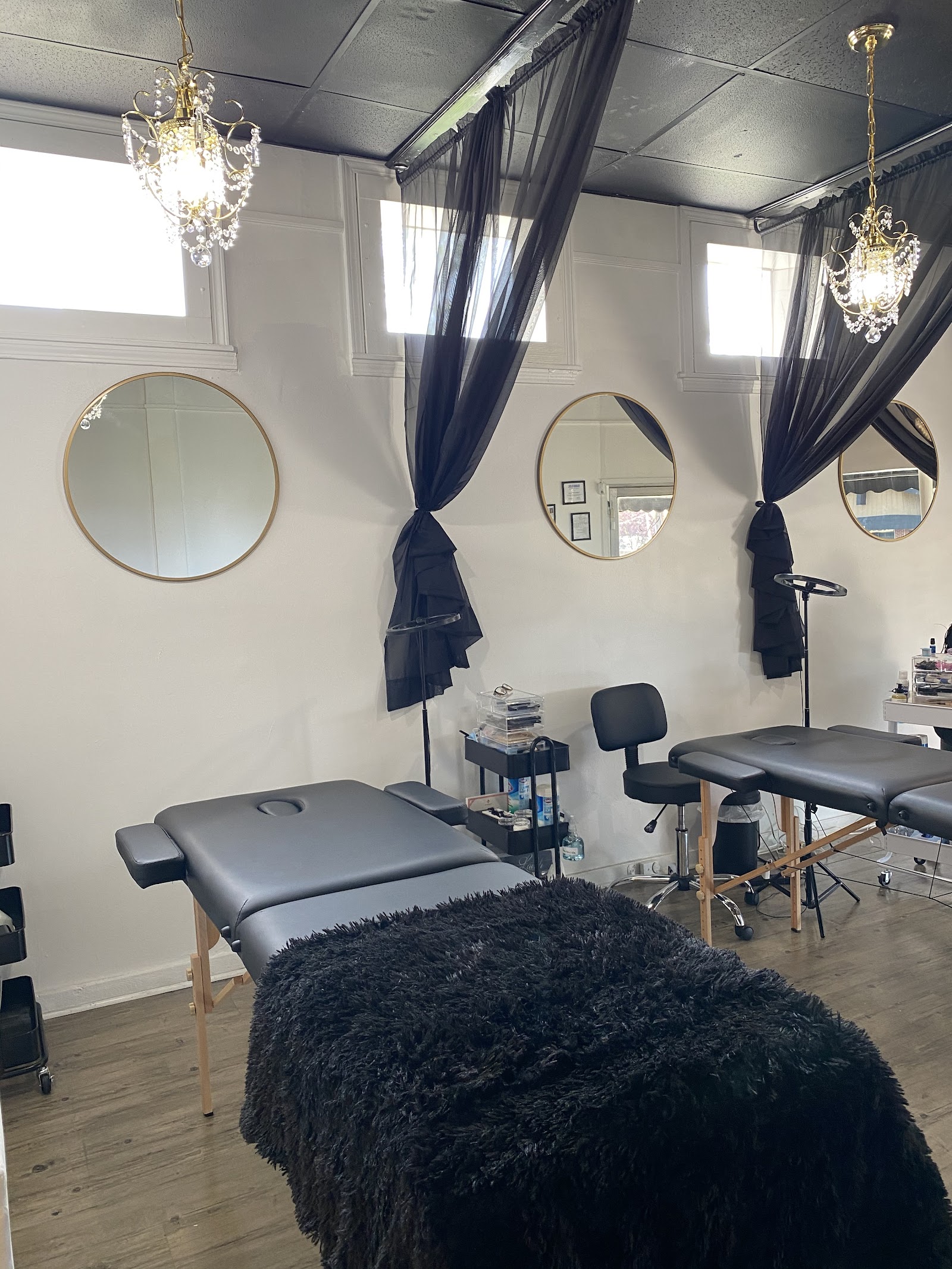 Lavish Beauty Bar Louisville ky — photo 3