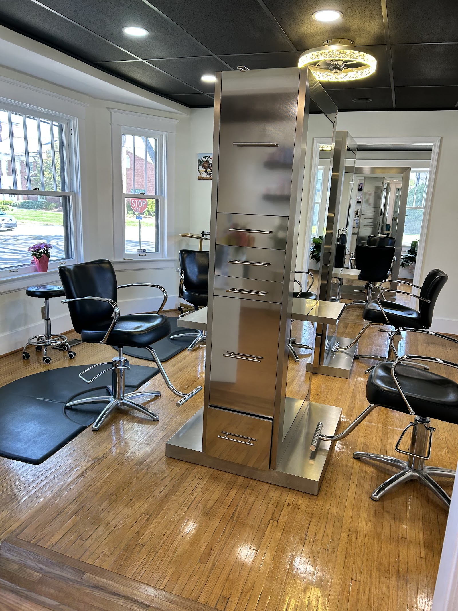 Shine Salon and Spa — photo 2