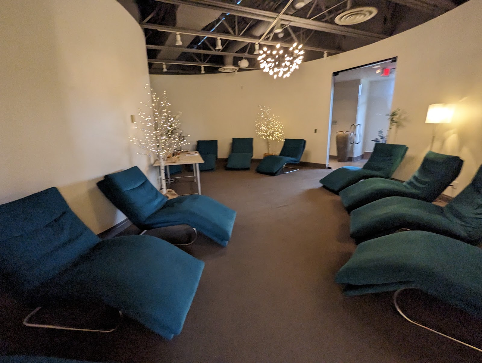 Z Salon & Spa — photo 2