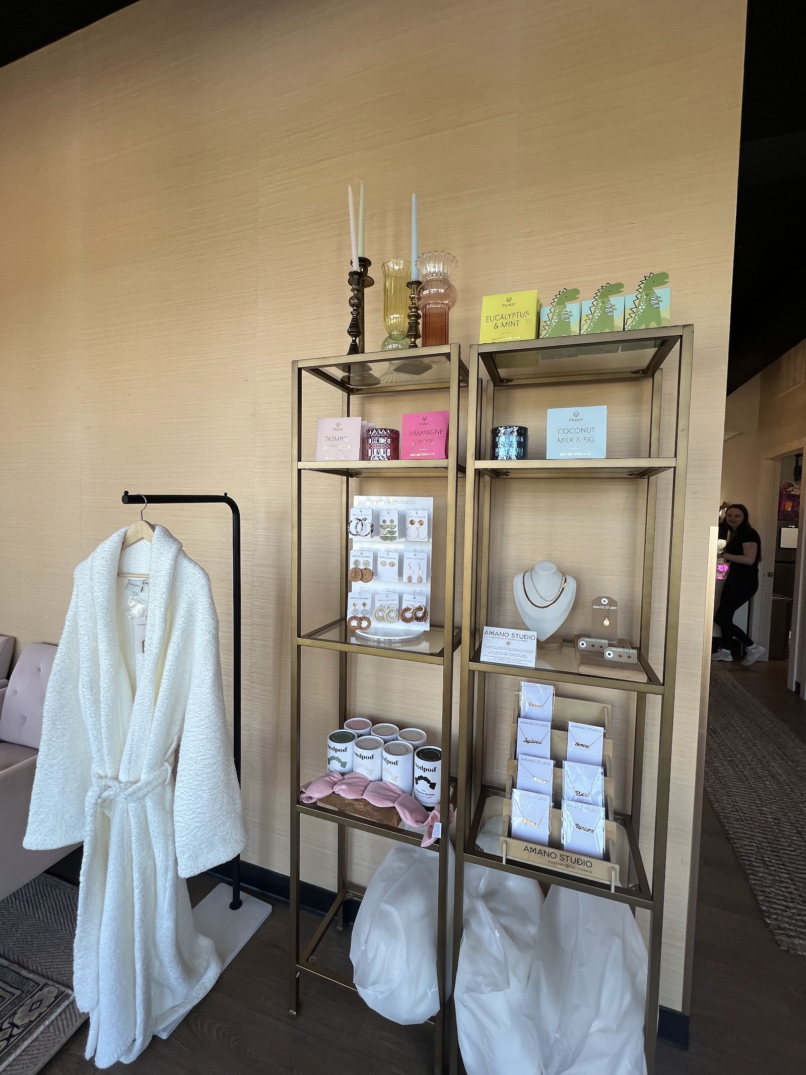 Velvet Waxing Studio + Skincare — photo 2