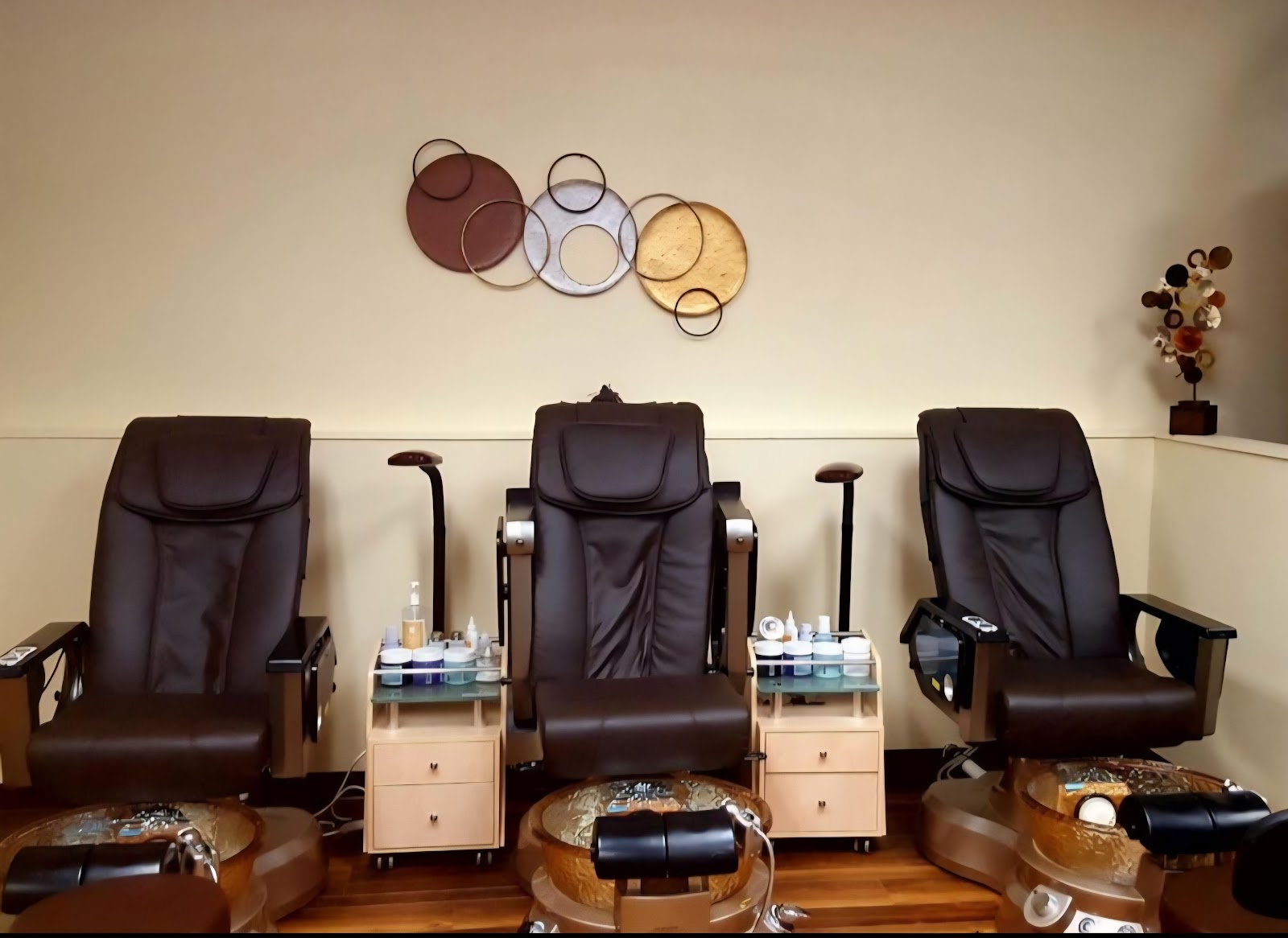 Escapade Salon & Boutique — photo 2