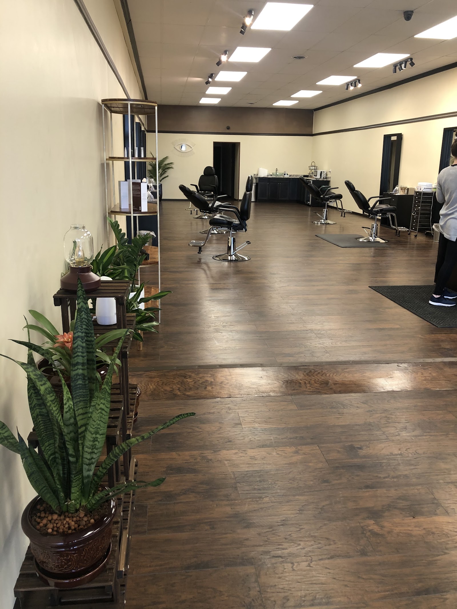 Touch up Threading Salon — photo 2