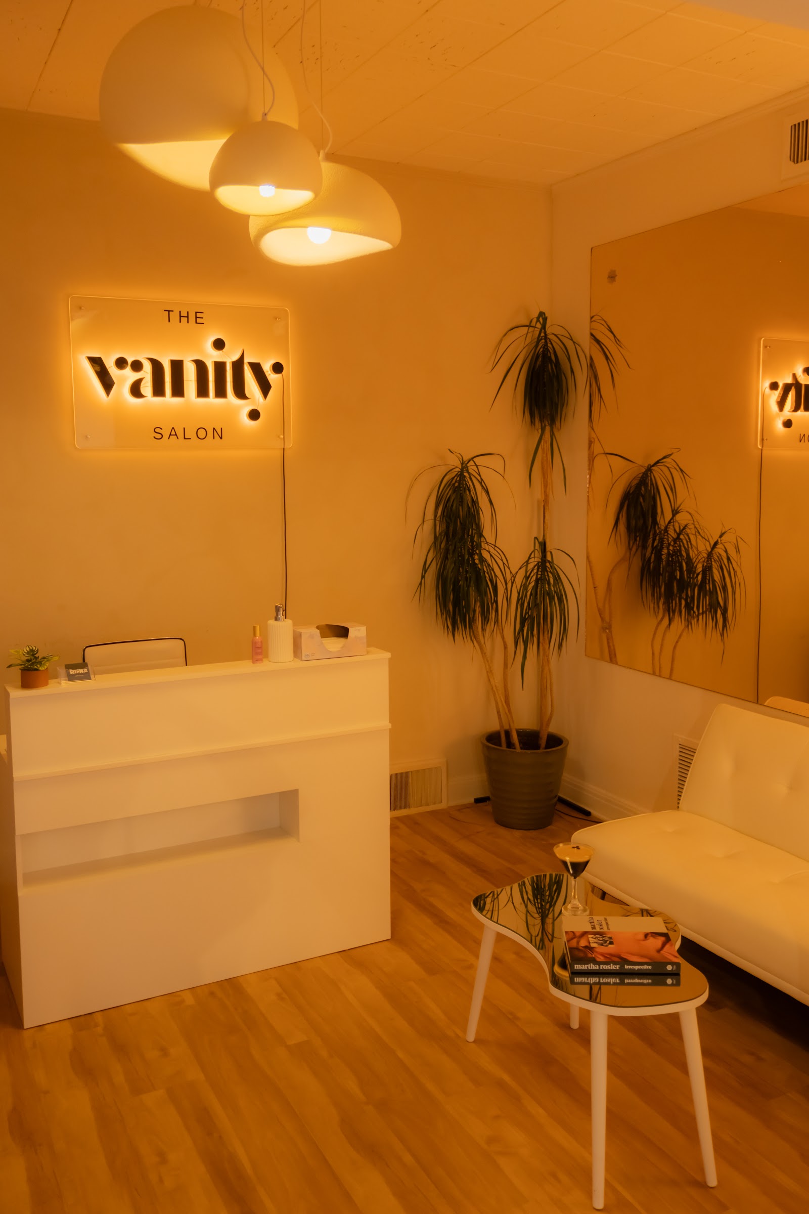 The Vanity — photo 2