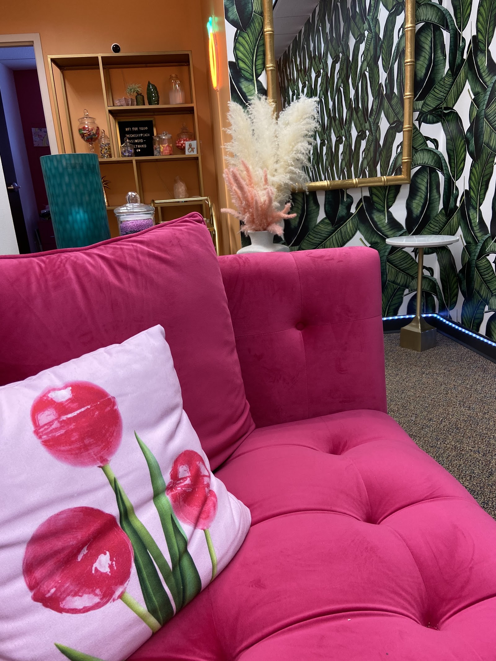 The Cheeky Peach Waxing Studio — photo 2
