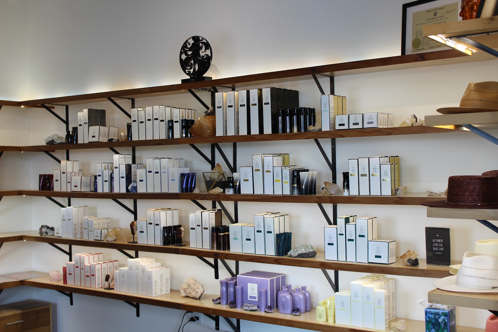 MANA Salon + Spa — photo 3
