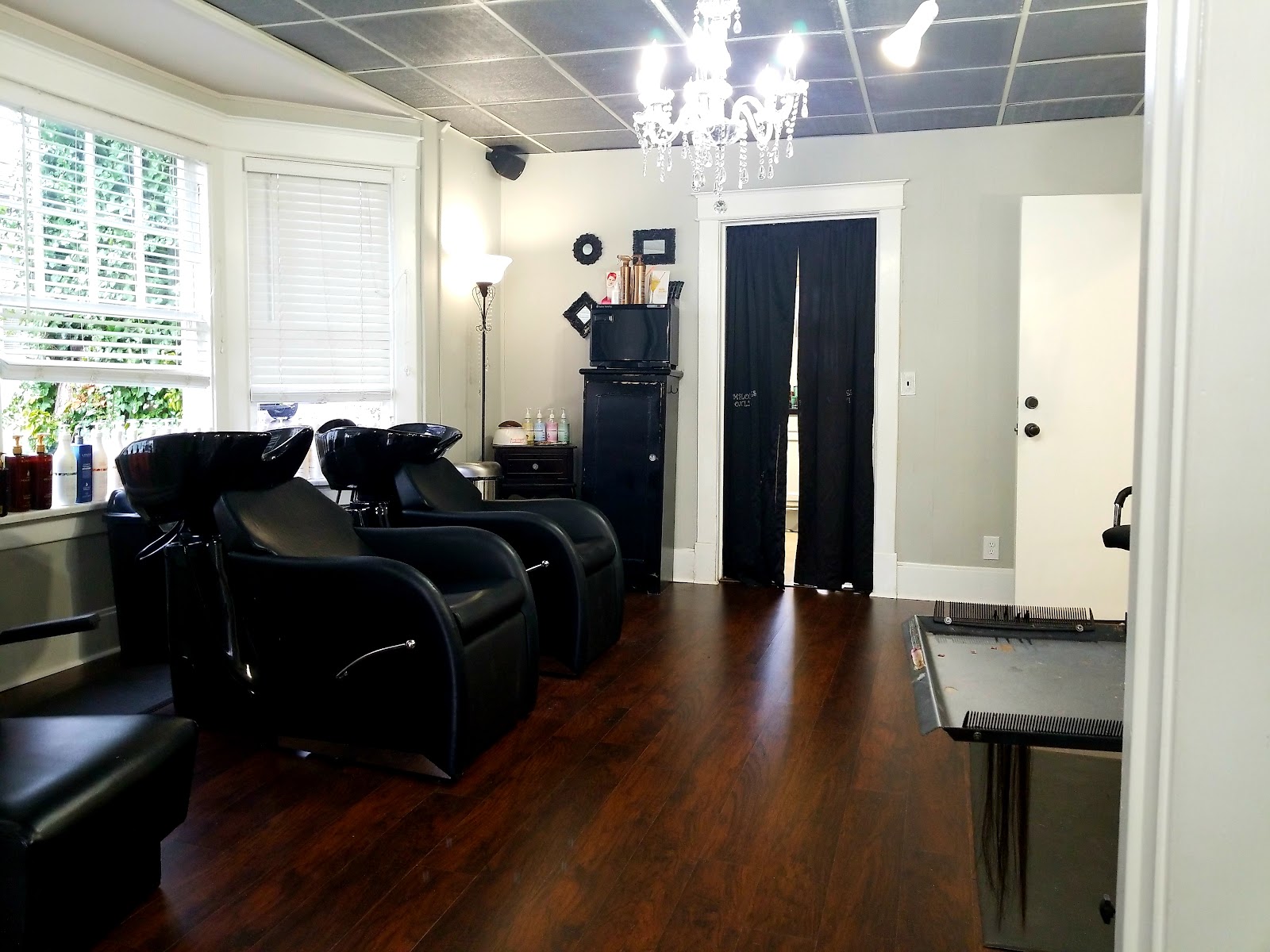 Harlow Salon — photo 2