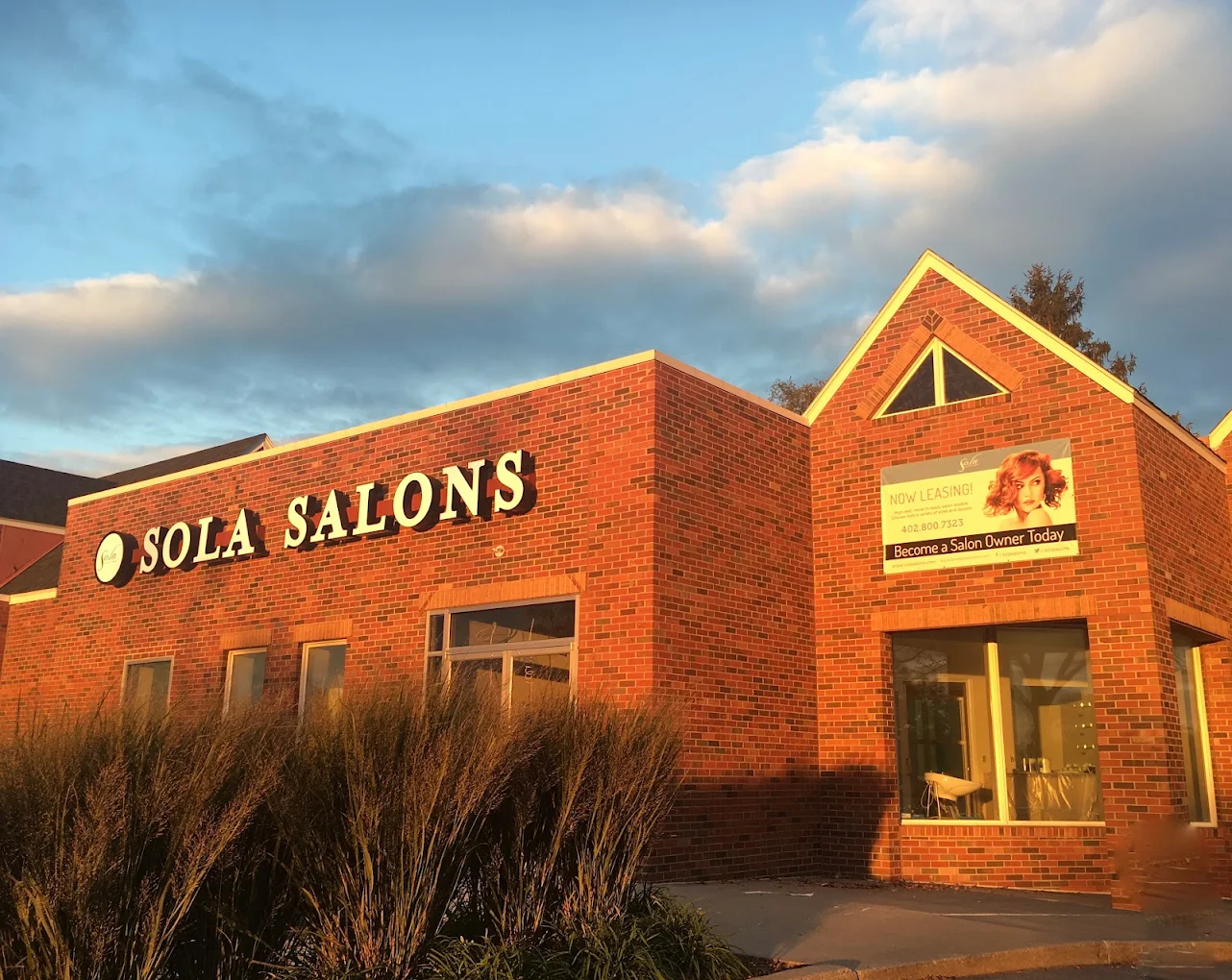 Hello Sugar | Clocktower Village - Brazilian Wax and Sugar Salon — photo 2
