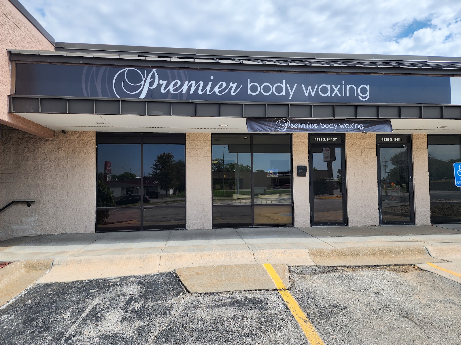 Premier Brazilian and Body Waxing — photo 3