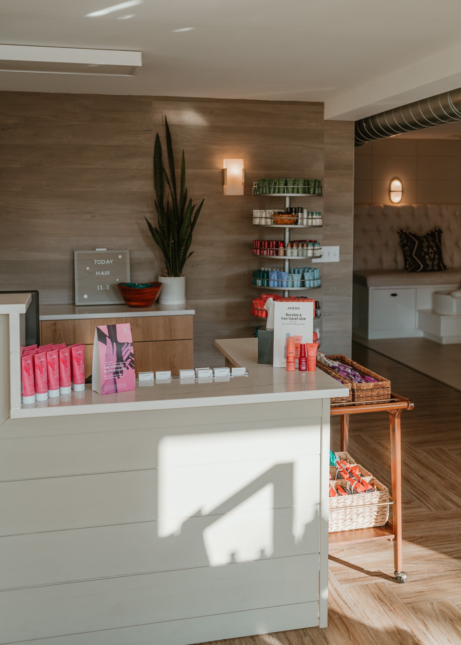 Dark Horse Salon & Spa — waxing salon in Omaha