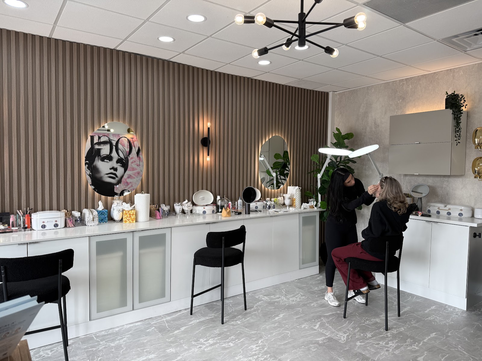 Oh La La Brow Bar & Lash Studio — photo 3
