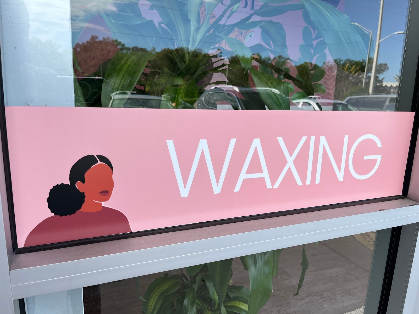 Sol Beauty Lounge — photo 3