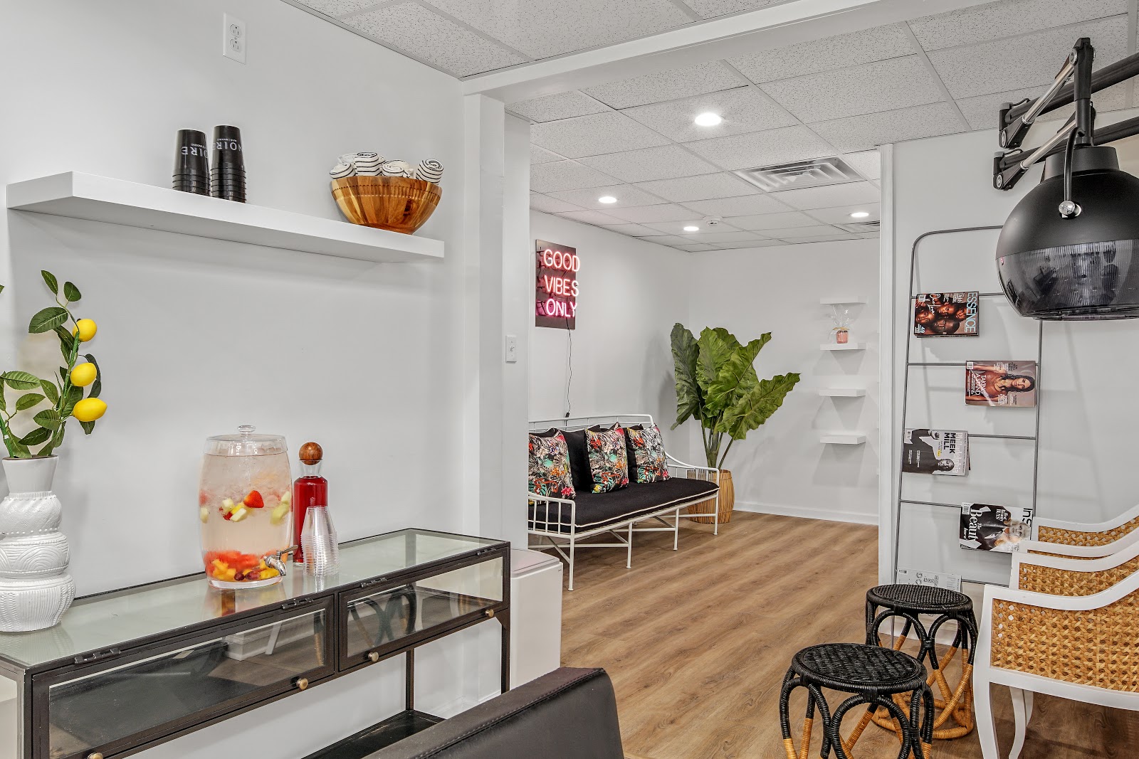Noire Hair & Wax Salon — waxing salon in Philadelphia