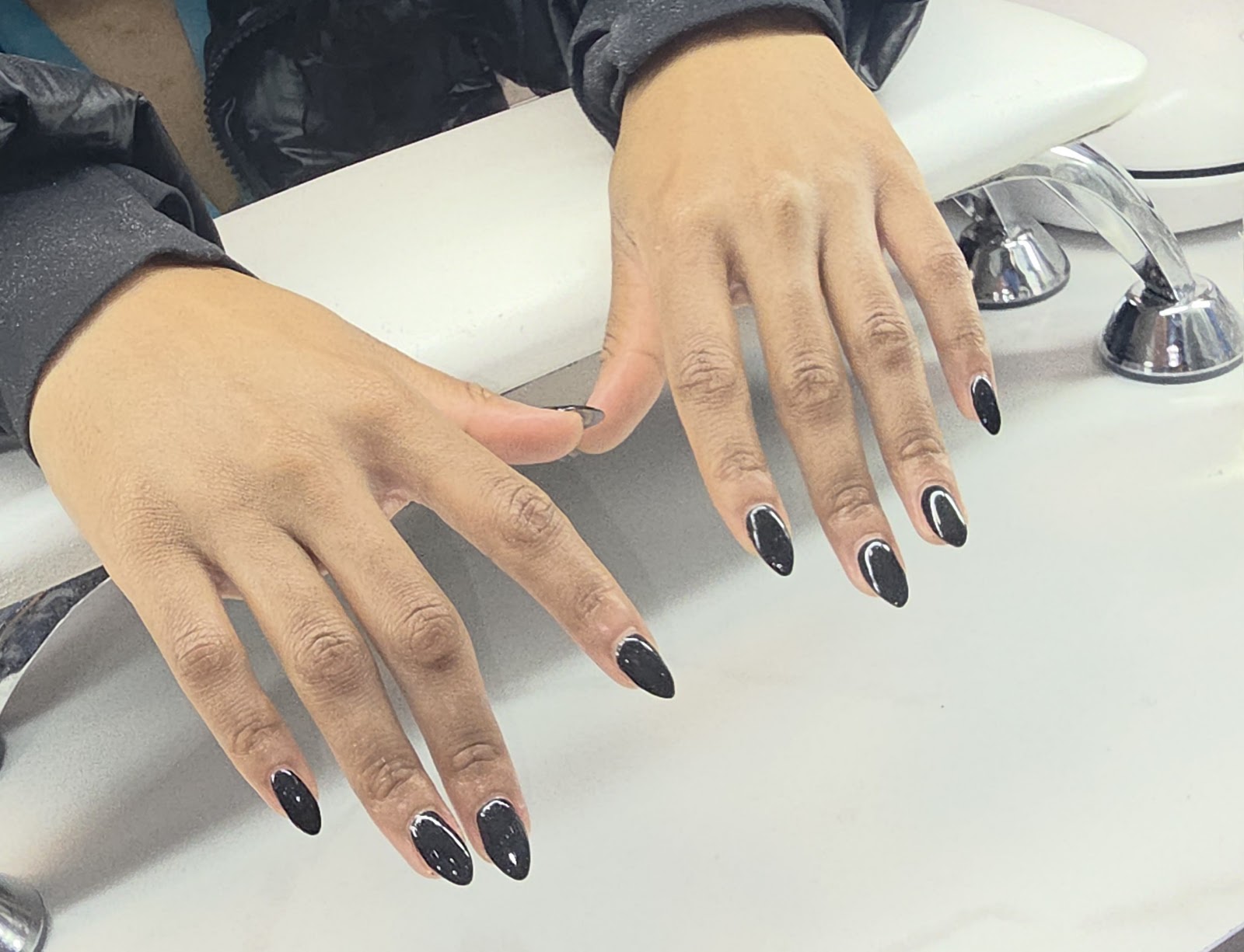 Phila Non-Toxic Nail Spa & Hair Salon — photo 3